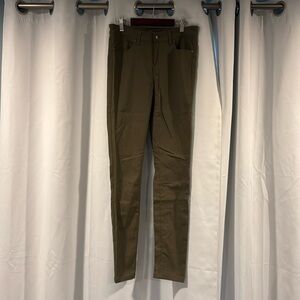 Prana Stretch Zion™ Halle Pant, olive green color, size 8, 32” inseam